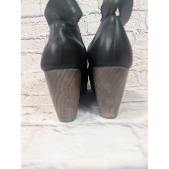 Coclico black modern platform wedge on wood heel sz 38/7-7.5 $350 - Picture 7 of 9